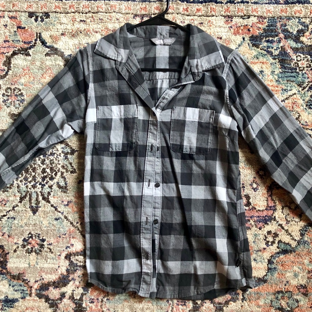 4️⃣for💲4️⃣0️⃣ North face gingham button shirt S